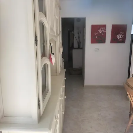 Abrils Villa
